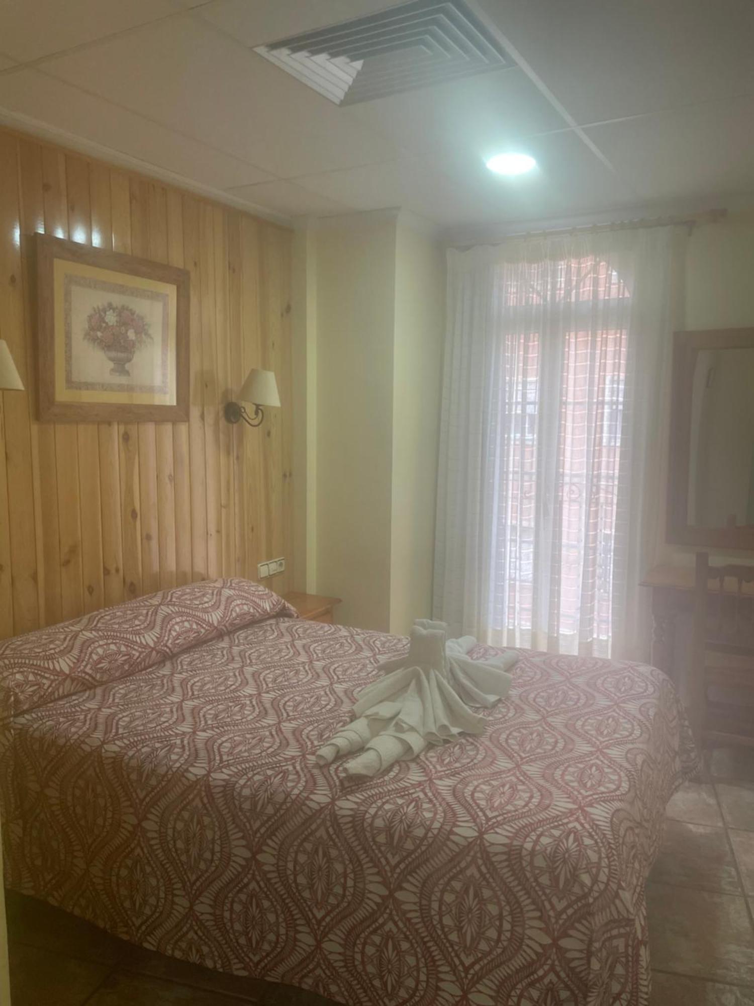 Villar del Arzobispo La Posa 호스텔 외부 사진